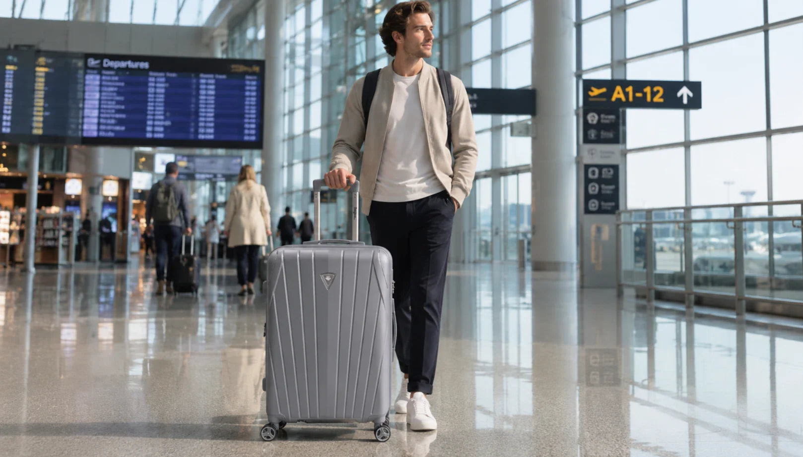 Sopravvivere al Caos di Ferragosto in Aeroporto: Perché Scegliere un Trolley da 20 Pollici