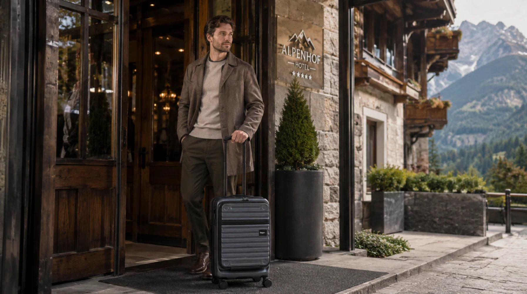 Vacanze in Montagna ad Agosto: Come Organizzare Attrezzatura e Bagagli con una Valigia Rigida Resistente