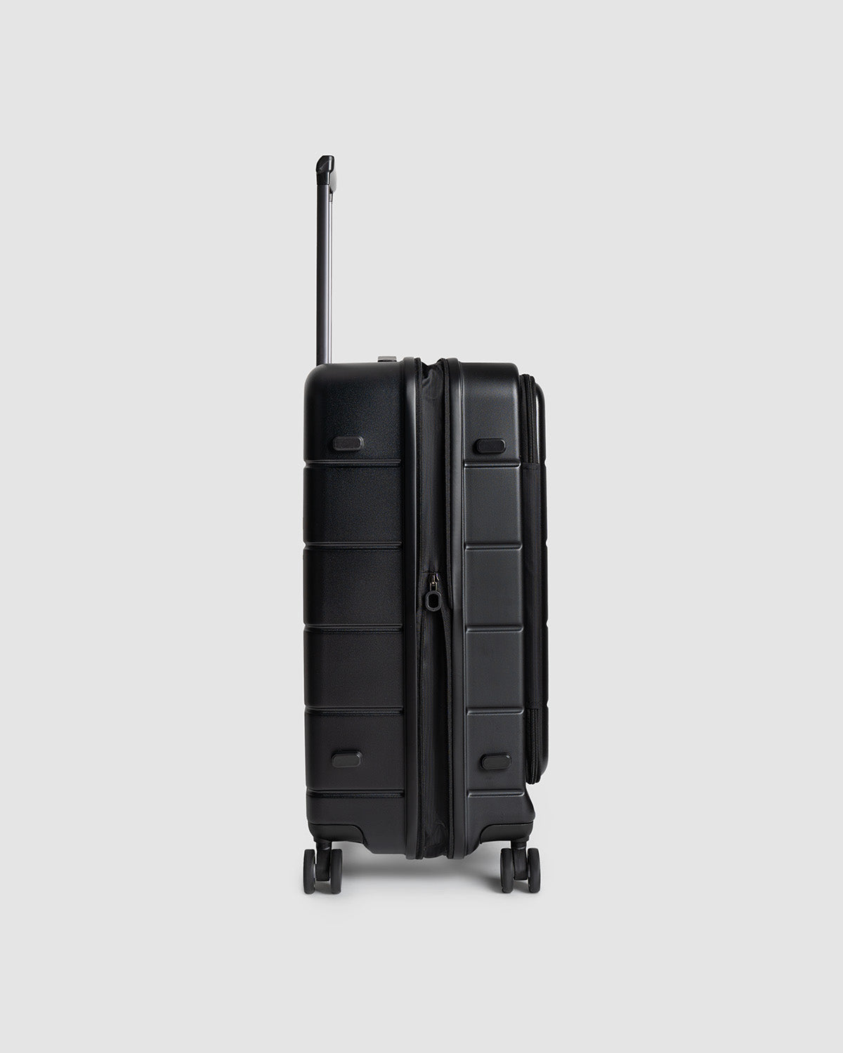 Porto Medium – Valigia Trolley Equilibrata e Versatile