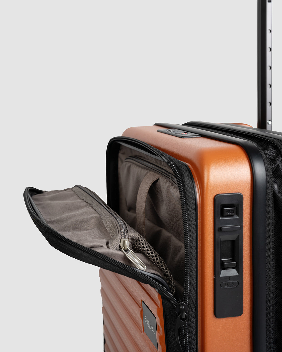 Aureum Cabin – Valigia Trolley Compatta e Innovativa
